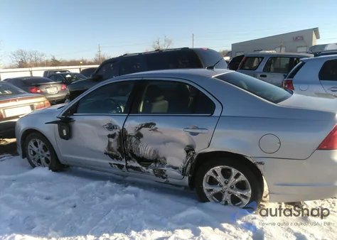2012 Ford Fusion Se z USA, uszkodzony, nr VIN 3FAHP0HA8CR139296